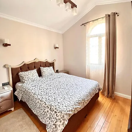 стефани Plowdiw