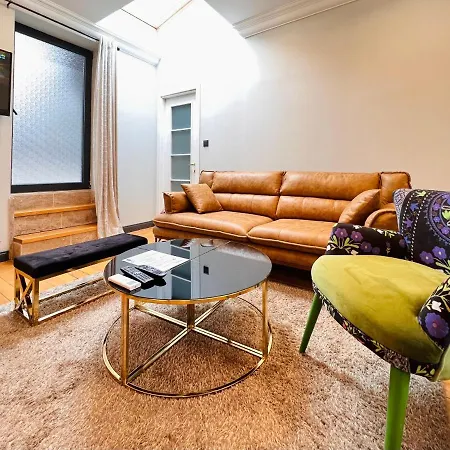 стефани Apartment *