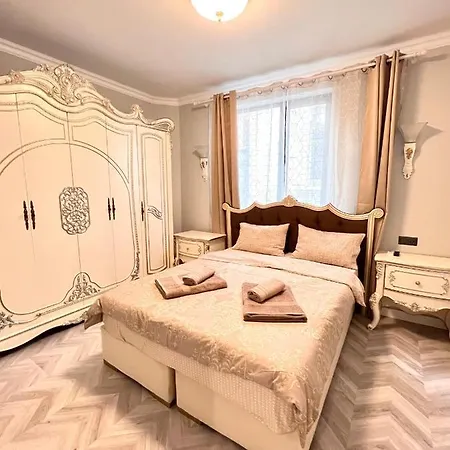 стефани Apartment *
