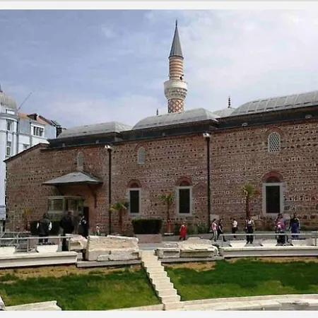 стефани Plowdiw