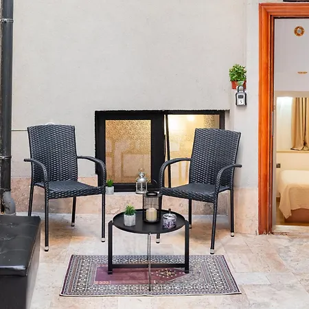 стефани * Пловдив