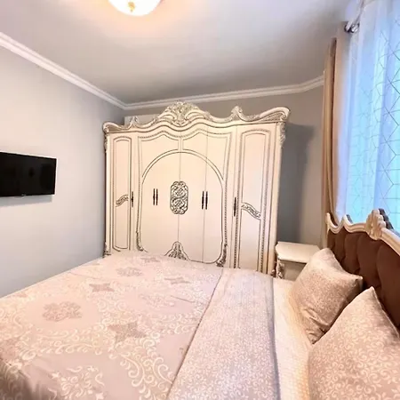 стефани Apartman *
